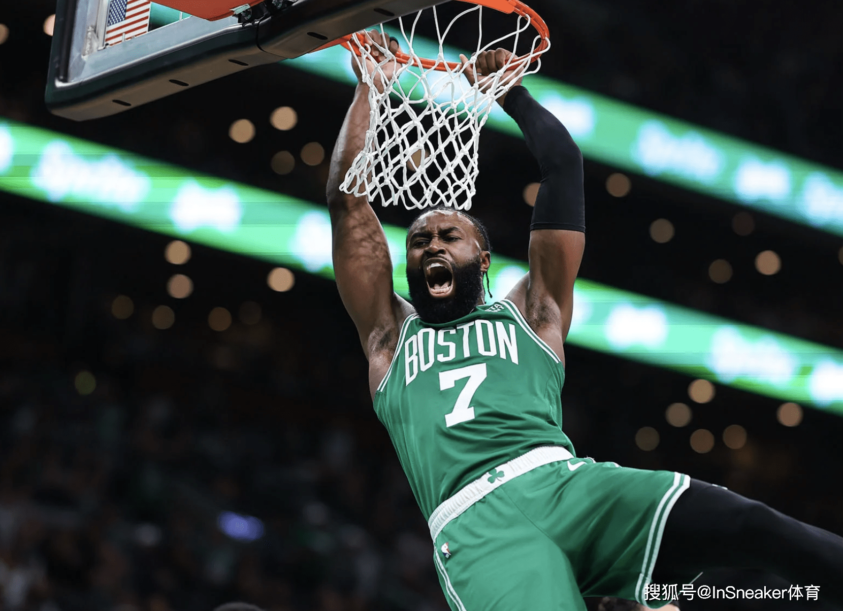 从而保持了 从而保持了